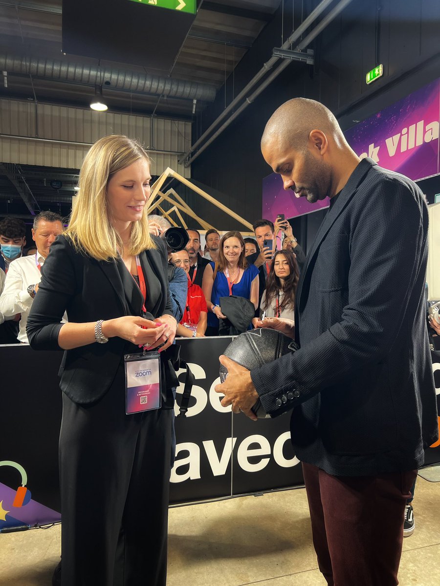 BFangille's tweet photo. Une journée riche avec @tonyparker à l’@ICTSpring en exclusivité pour @Orange_Lux. 
« If nobody is laughing at you when you explain your #dream, it’s because you don’t dream big enough » TP - Exclusive Interview

#ShootLikeTonyParker #TechEvent #OrangeAhead https://t.co/LPT1A8HKlR