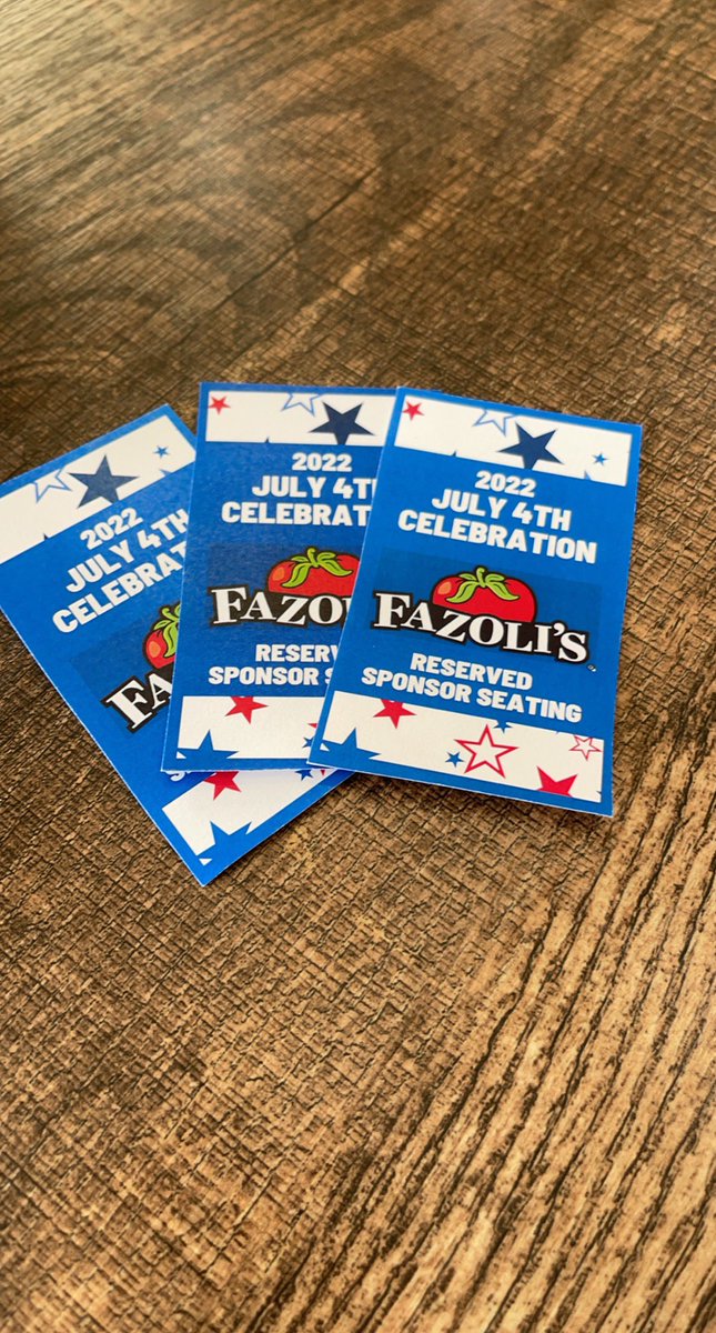kbrewFL's tweet photo. Tonight I’m @Fazolis trying two of their new items - Philly Cheesesteak Ravioli and Orange Frost Italian Ice! And a bonus - they gave me free passes to tonight’s Plant City fireworks show! @KeysRestaurants https://t.co/QwGAATbipK