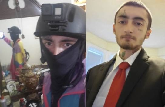 StopAntisemites's tweet photo. Highland Park shooter - Robert “Bobby” E. Crimo III; he may be driving a 2010 silver Honda Fit license plate #DM80653 

Crimo is still at large and is extremely dangerous; call 911 if spotted. https://t.co/jIOcTtdQDX
