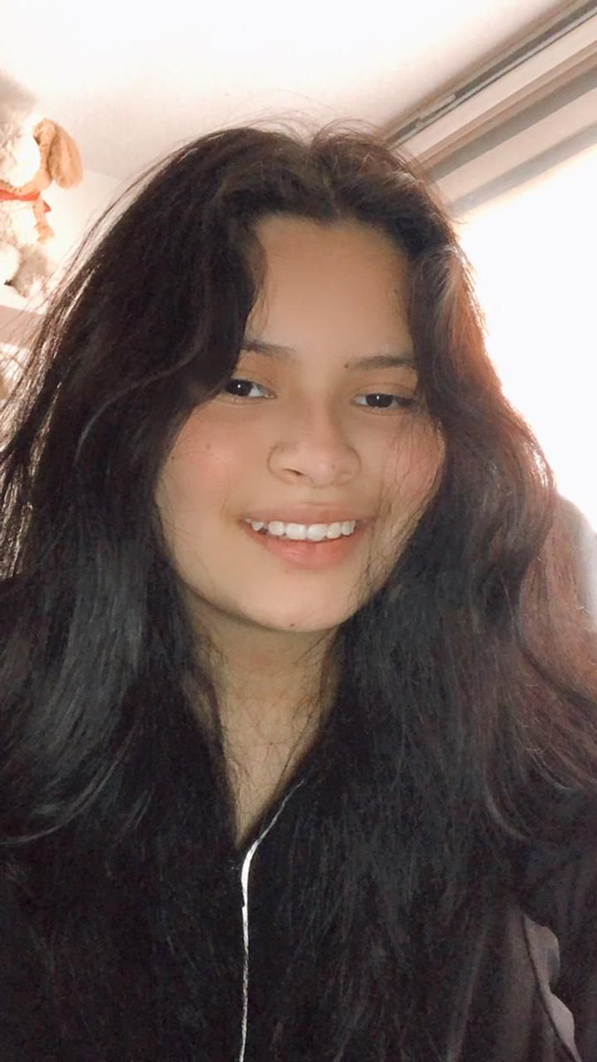 Les quiero pedir un favor enorme, si pueden apoyarme a compartir la foto. Desapareció ayer a las 7:30 de la tarde de la Plaza Parque Delta, que se encuentra en la colonia Narvarte. Tiene 15 años viste de pantalón de mezclilla y playera de manga larga azul marino 5562331536