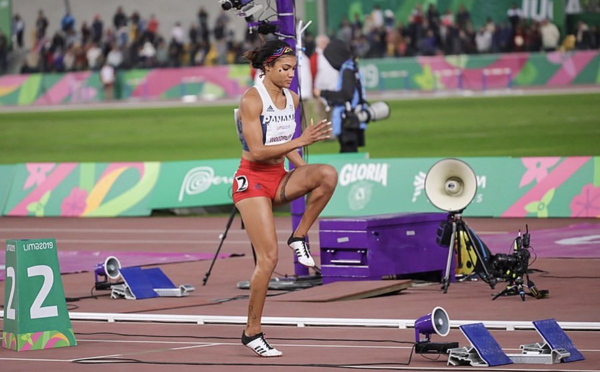 ORO PARA PANAMÁ🏅

Gianna Woodruff consiguió medalla de oro en los 400 metros vallas con un tiempo de 55.32 segundos.