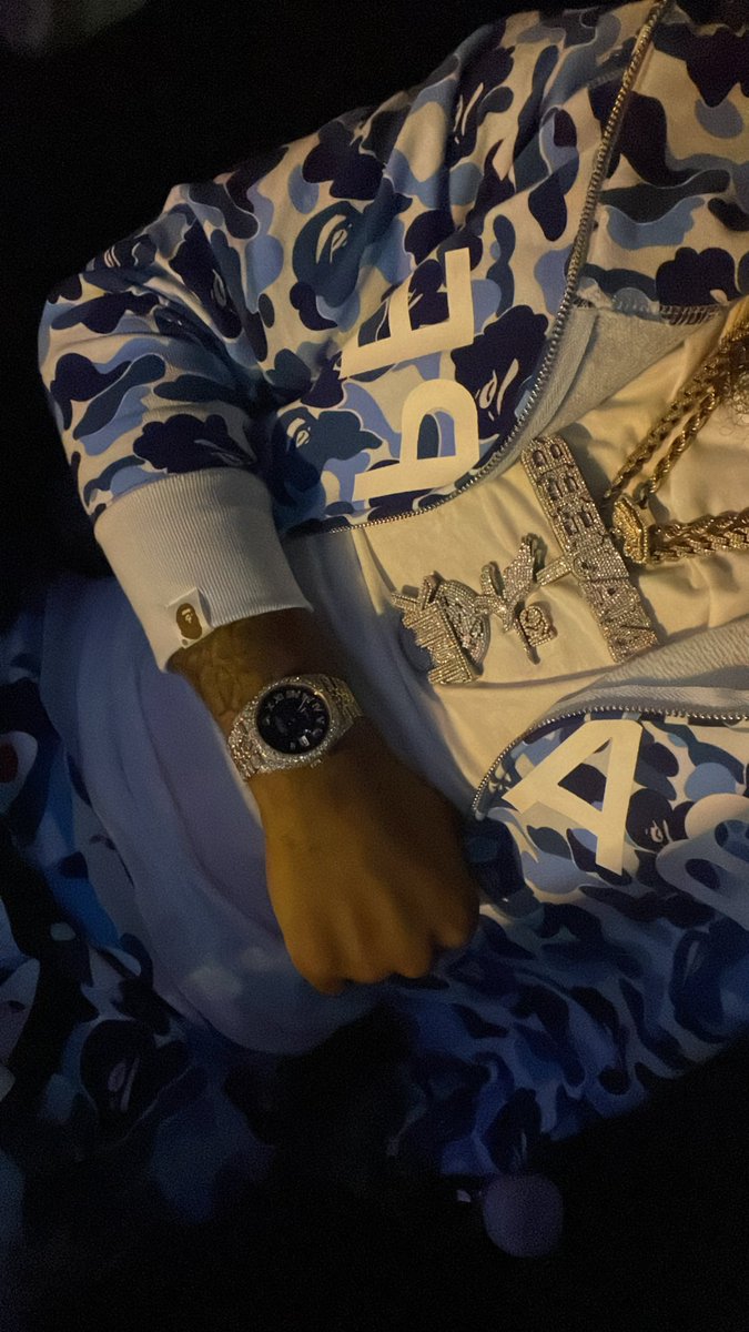Byrdworld_'s tweet photo. https://t.co/a65QZQ94Lx https://t.co/w4B0Z4biCc