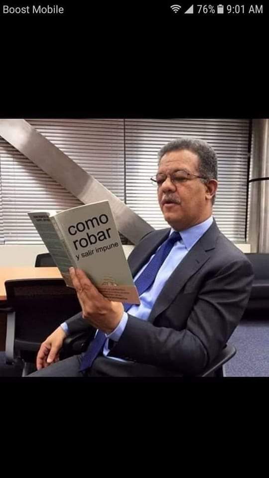 Ronny63963799's tweet photo. @keylaReynaM @LeonelFernandez Pero que bueno lider él libro lo explica todo jjj.. https://t.co/tzDau7Q01D