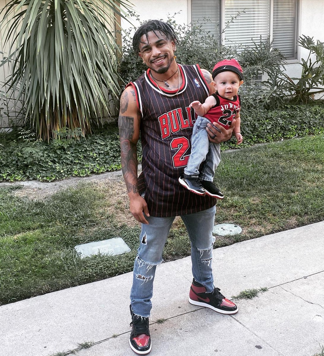 kimboslice021's tweet photo. Happy Merica 🇺🇸🇺🇸day from me and mini slice
#Matchourfly https://t.co/CwZySMcERb