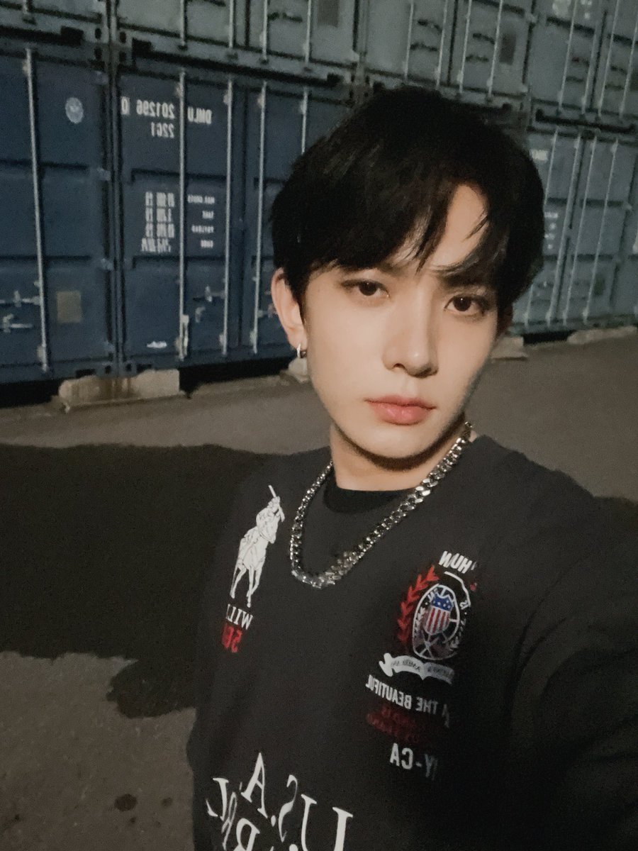 Keeping my promise, I'm trying to see you guys more often. :)