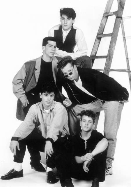 Blockeads's tweet photo. Old school #MCM! What's your favorite old school pic? Comment below or tag us in your story! #ManCrushMonday #OldSchool #FirstCrushes #NkotbMixTapeTour #IRememberWhen #NKOTB @joeymcintyre @dannywood @DonnieWahlberg @JonathanRKnight @NKOTB https://t.co/4K8q0vaGvC
