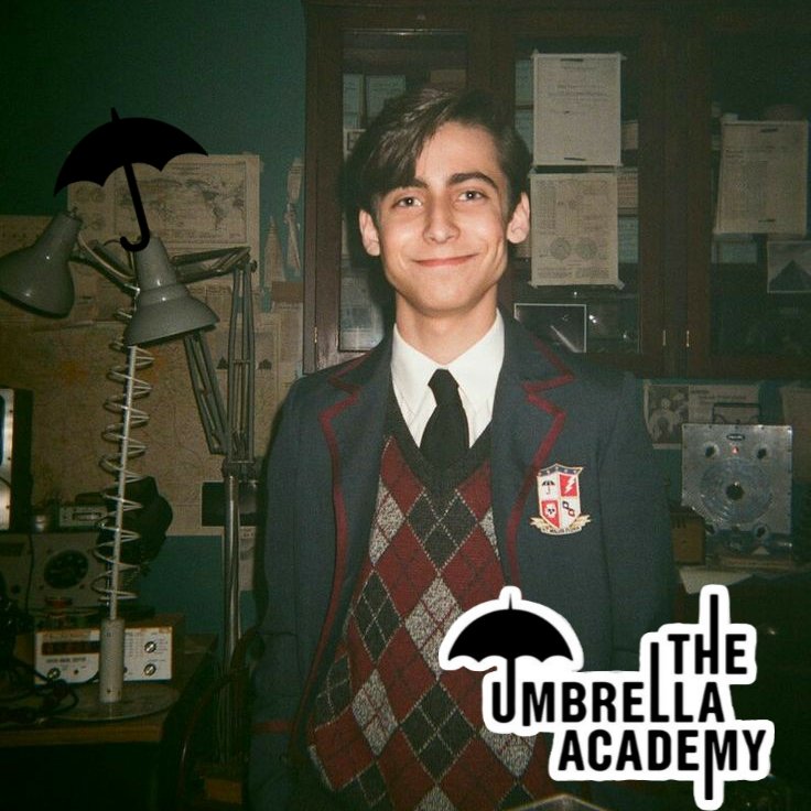 BOA NOITE aqui é o five da the umbrella academy (a série dos 7 irmãos perturbados), vim para esse site e estou a procura dos meus não tão queridos irmãos, da rt e fav pra me ajudar e talvez eu te chame na dm!! ☂️☕⚠️🍷‼🍾🚫👾