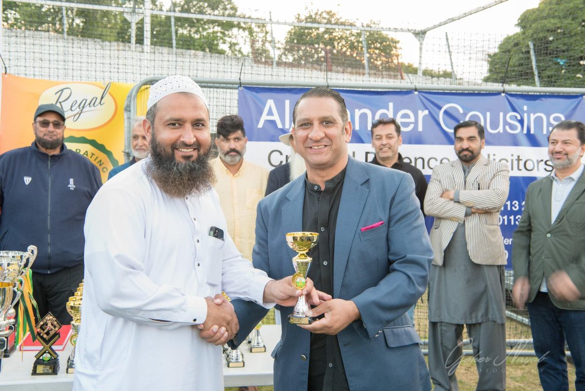 ManninghamYcc's tweet photo. M.Siraj 59 off 74 balls (6x4s 3x6s) &amp; Waqas Ahmed 59 off 49 balls (3x4s 6x6s) M.Yasir 40 off 39 balls gave MCC a big total of 261 for 8
In reply MCC secured 156 runs victory against Home team Mirpur thanks to superb bowling by A.JABBAR 3-18 &amp; Mehmood Ul Hassan 2-9 &amp; Shahid 2 -23 https://t.co/xVd5HYUjQ1