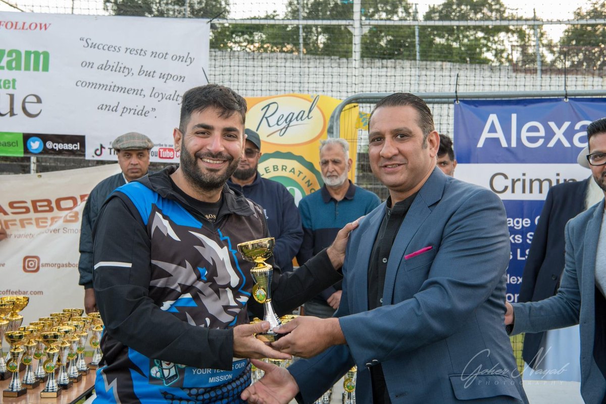 ManninghamYcc's tweet photo. M.Siraj 59 off 74 balls (6x4s 3x6s) &amp; Waqas Ahmed 59 off 49 balls (3x4s 6x6s) M.Yasir 40 off 39 balls gave MCC a big total of 261 for 8
In reply MCC secured 156 runs victory against Home team Mirpur thanks to superb bowling by A.JABBAR 3-18 &amp; Mehmood Ul Hassan 2-9 &amp; Shahid 2 -23 https://t.co/xVd5HYUjQ1