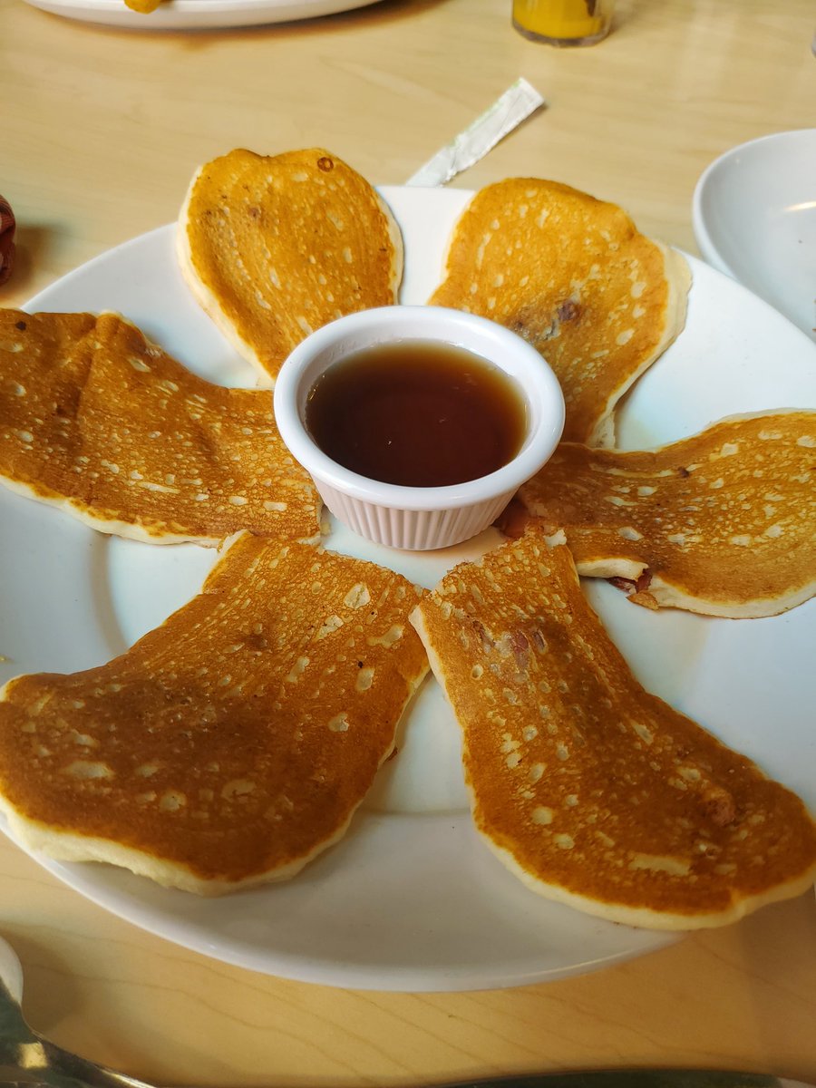 TheAngryFowl's tweet photo. #TwoChicks in Reno, NV for Brunch today. Had Sourdough Pancake Dippers, Eggs Bene on Sourdough with melted Cheddar cheese and garlic parmesean & Chorizo Omelet with parmesean hashbrowns #WeEatGoodOverHere #AngryFowlApproved #WhatsForLunch #FourthofJuly https://t.co/6TKLF8TW2z