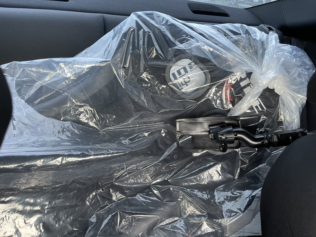 この車は抜群の搭載性があります。
硬めの座椅子購入したんですが普通に持ち帰れる！
#GR86
#BRZ
#BRIDE