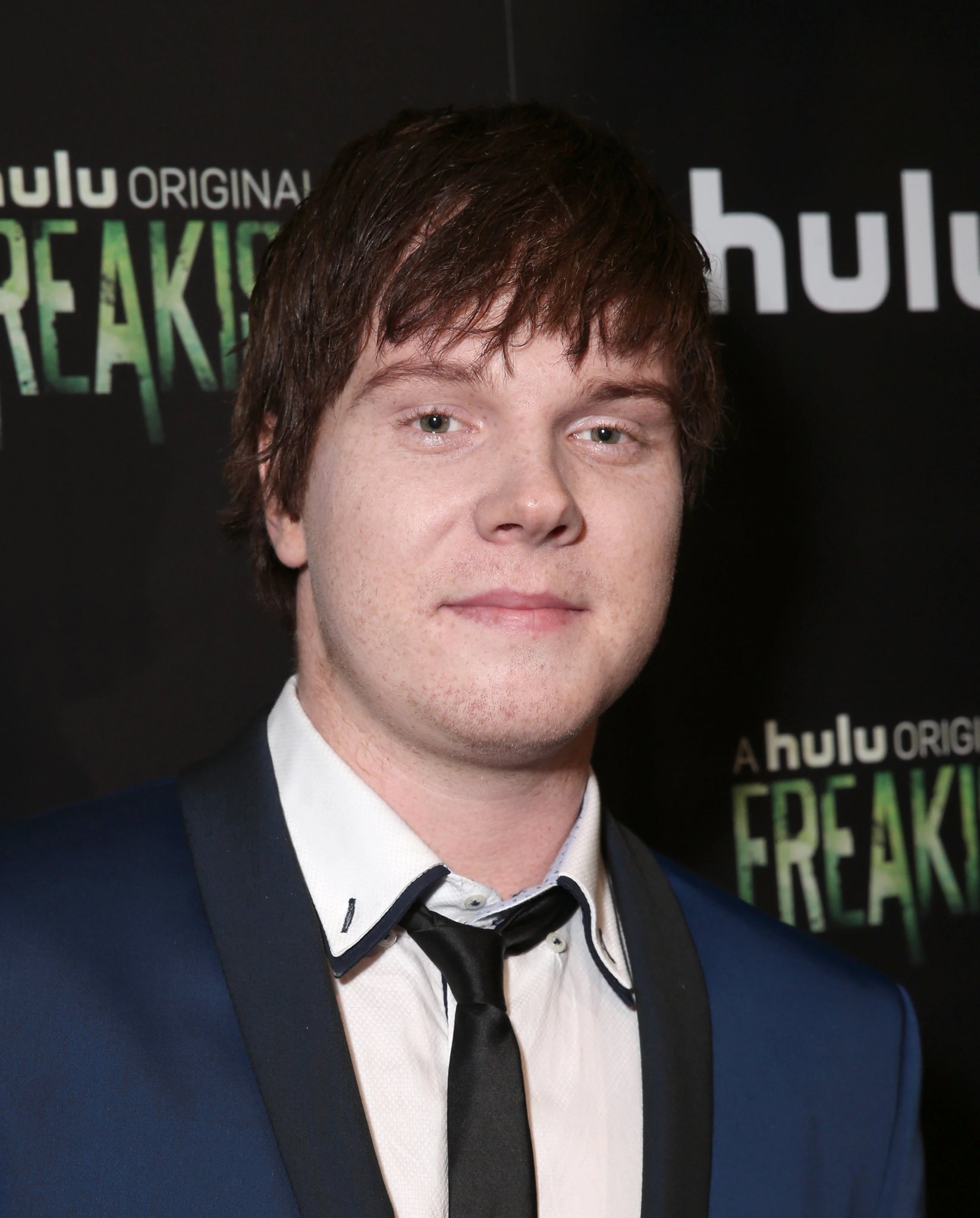 Pop Crave on Twitter "‘Lemonade Mouth’ star Adam Hicks has been out on