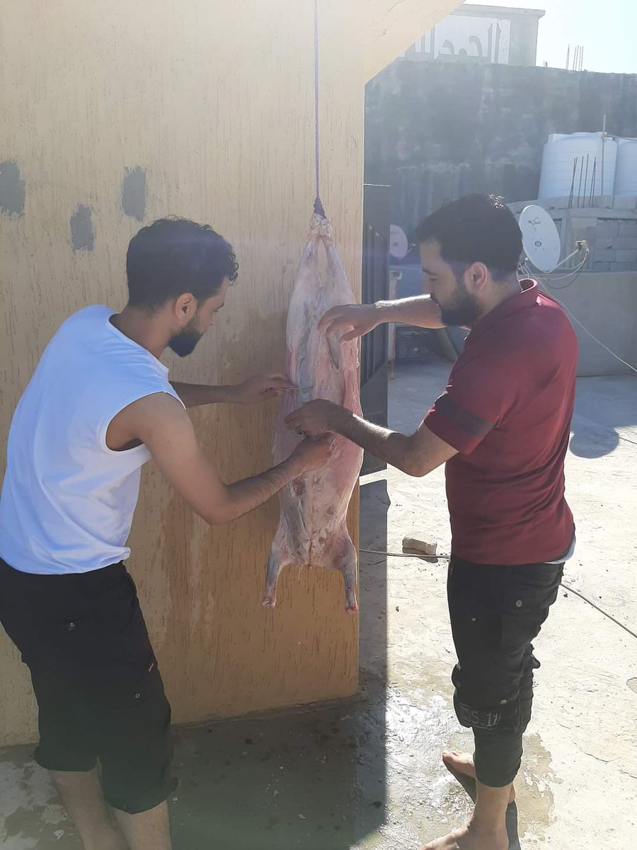 7Douma's tweet photo. سبحان الله العيد اللي فات مع بعض وكأنه العيد أمس  .  والعيد هذا في قبرة 😓💔 https://t.co/sPZ48iHjkn