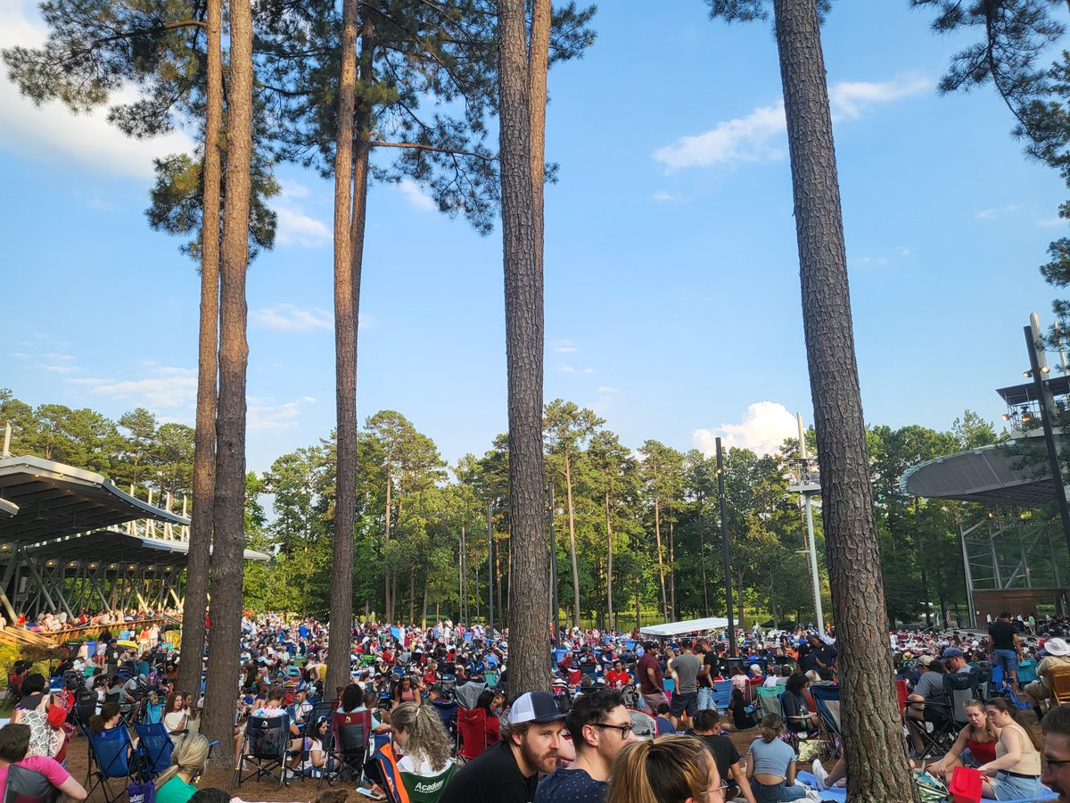 Partners4Events's tweet image. Beautiful day to be outside celebrating the 4th of July.