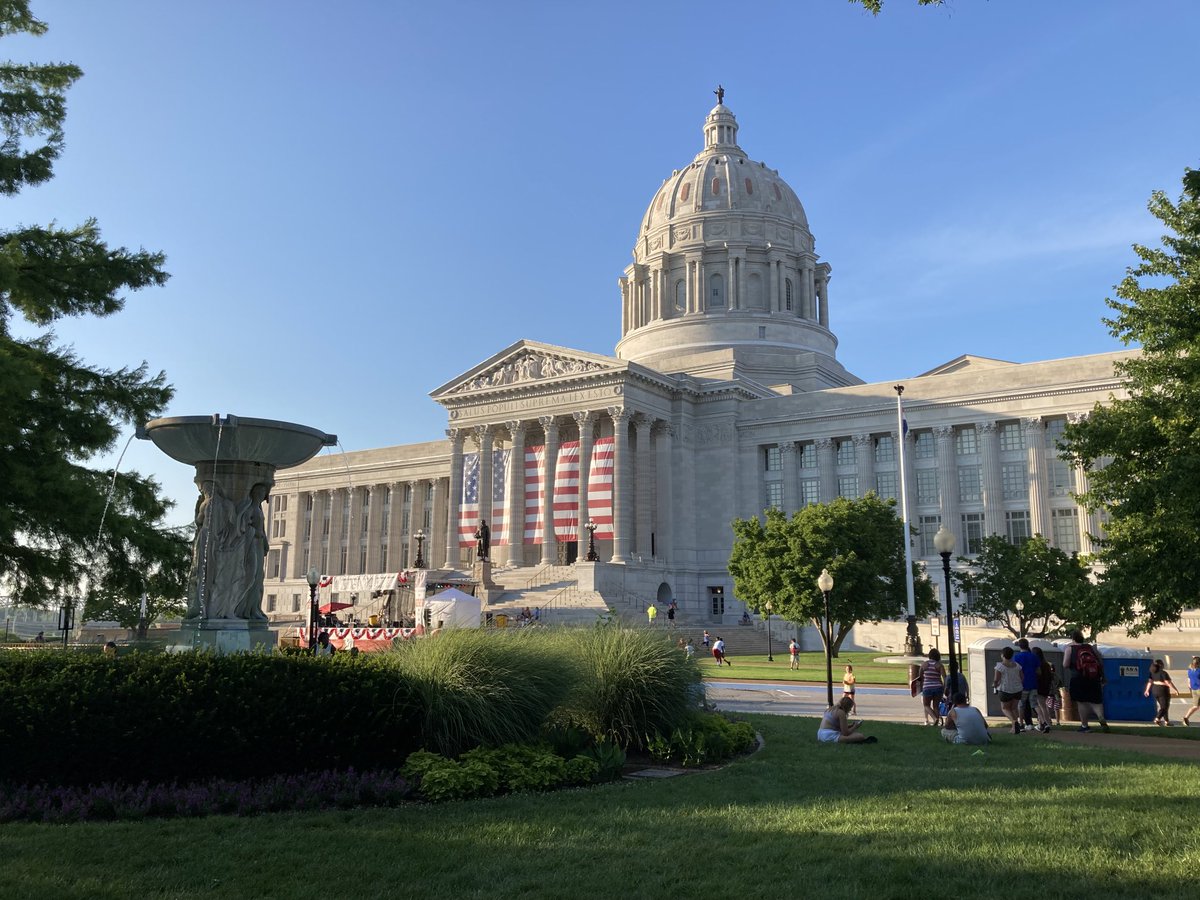 MartinRowCrops's tweet image. Independence Day celebration at MO’s Capitol #MOCorn #MOSoy #MOFarmBureau