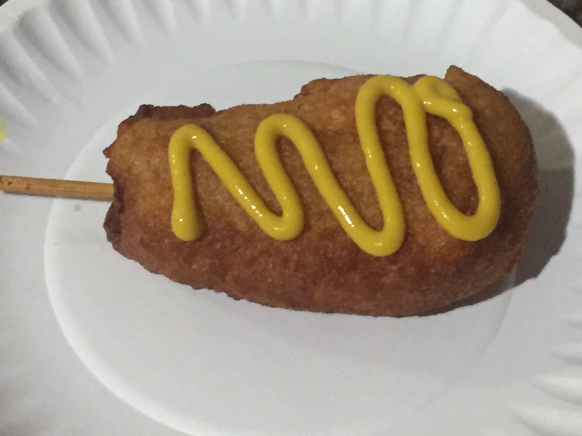 bcsarmiento's tweet photo. #minicorndogs pa acompañar la maratón #StrangerThings Y los #fireworks del #4ofjuly de los frenes #gringos 🤭🤭🤭🤣🤣🤣🤣 https://t.co/DAKgGnsJ1s