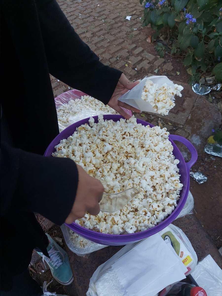 Massa Solidária tweet media