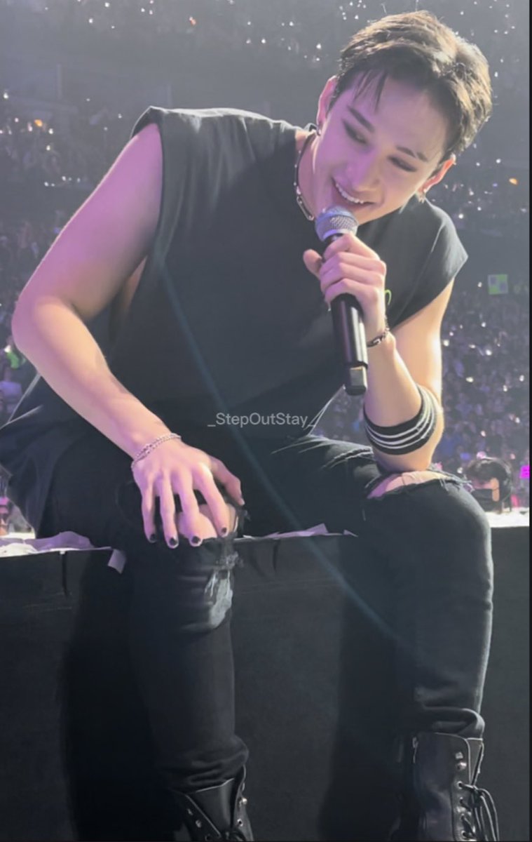 _StepOutStay_'s tweet image. I really want to go back. #StrayKidsinChicago #StrayKids #StrayKids_2ndWorldTour #bangchan #skz