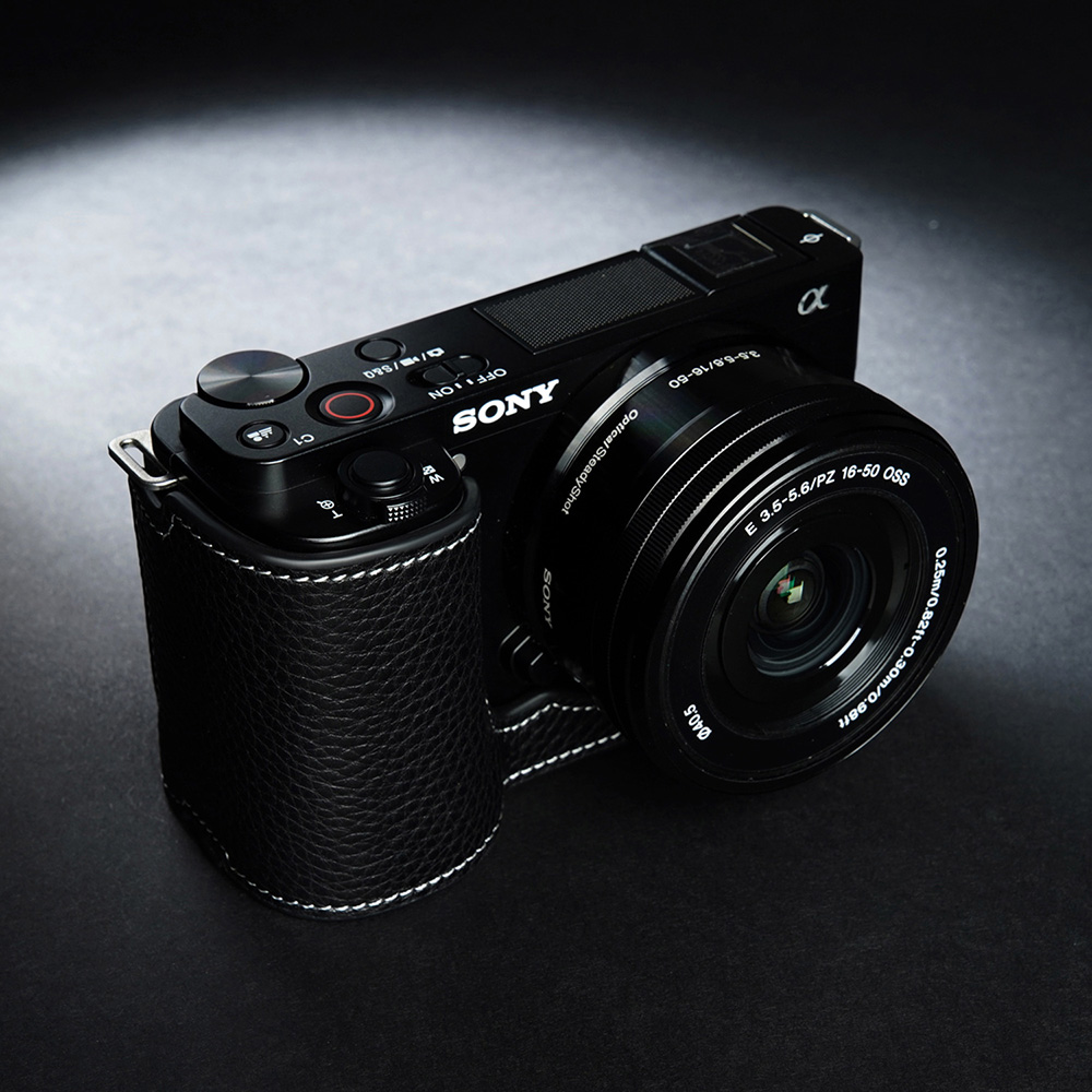 evhnYiJZ08ESINI's tweet photo. こんにちはスマイルカメラです😃
本日は再入荷商品のご案内です!
TP Original SONY VLOGCAM ZV-E10 用 ボディーハーフケース ブラック
https://t.co/y4bjvvixox
#カメラケース #vlog #zve10 #sonyzve10 #SONY #再入荷 #tporiginal #スマイルカメラ https://t.co/YJ9xmYLo4X