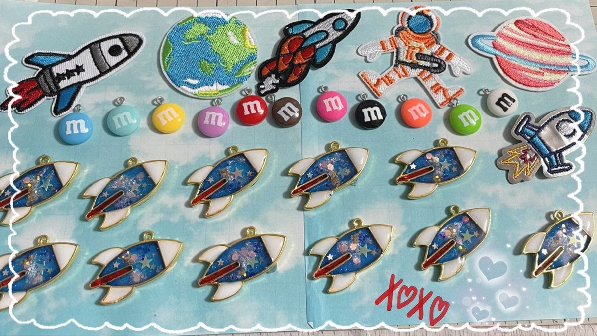 Kei110622N's tweet photo. 『A期』は🚀を作ったでしょ🤔
『I期』は🚒と🤙😬を作り
『M期』を待ってる間に
👑イニシャルを作り
充電器モチーフ⁉️🤔
フワモフタッセル💕需要ある？🤔 https://t.co/Qxkn0aG4Kn