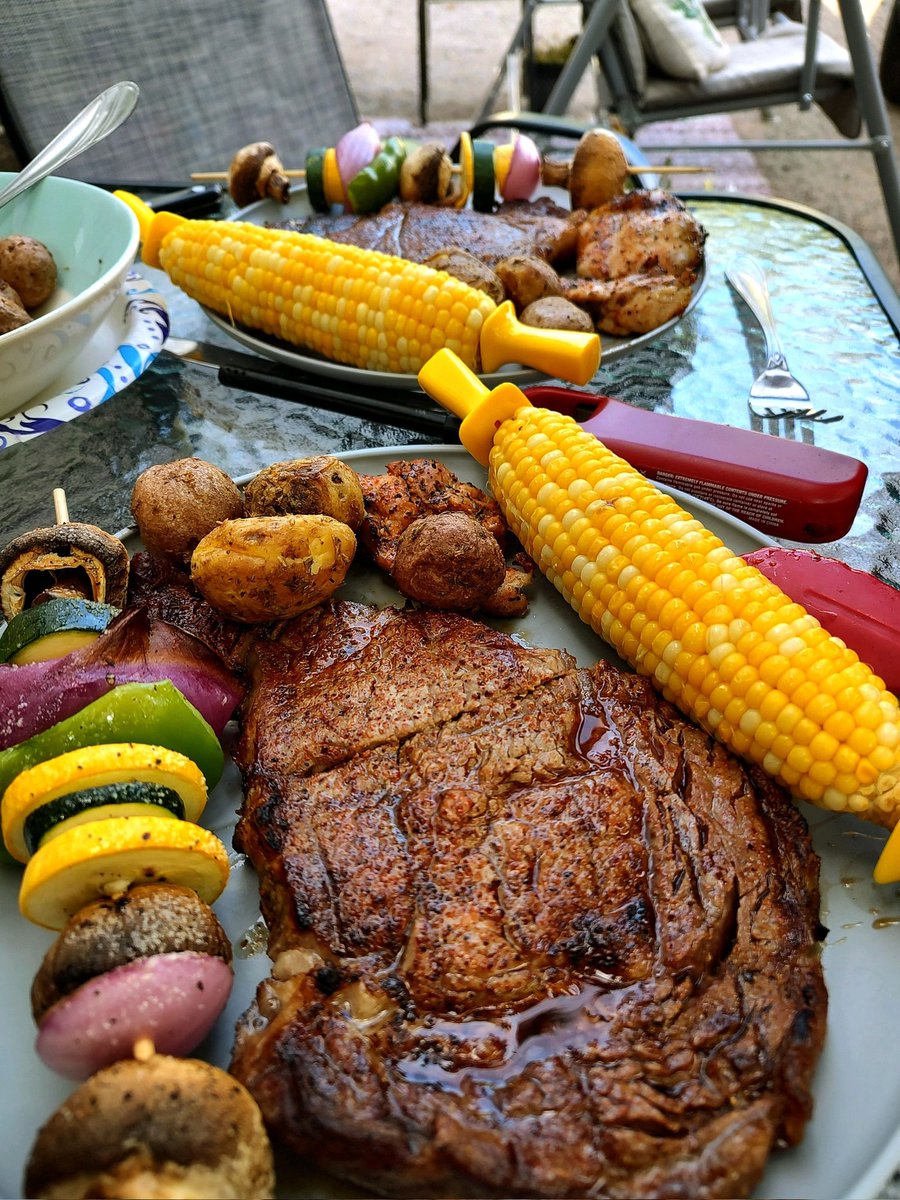 jvigil76's tweet photo. Had a blast this Fourth Of July weekend. Good food. Good disc golf. Good company😎😎😎
#FourthofJuly #discgolf #ribeye https://t.co/pZHUjba4dr