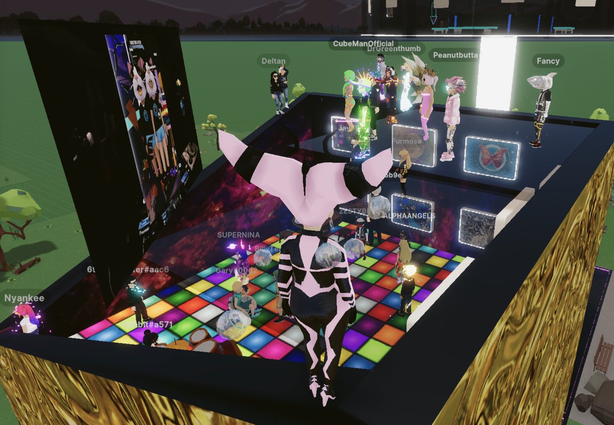 iamckbubbles's tweet photo. #NEAT live at #endomack in #decentraland if you came along for the @ABCDecentraland journey through the #metaverse! So glad all of our friends joined us! https://t.co/CWTYDbyINb