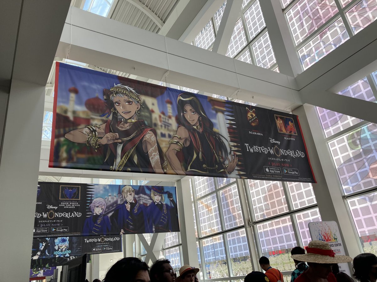 Chanty_I12's tweet photo. Twisted wonderland banners at anime expo! #AnimeExpo #AnimeExpo2022 #ax22 #twistedwonderland https://t.co/IOGy6vgQEG