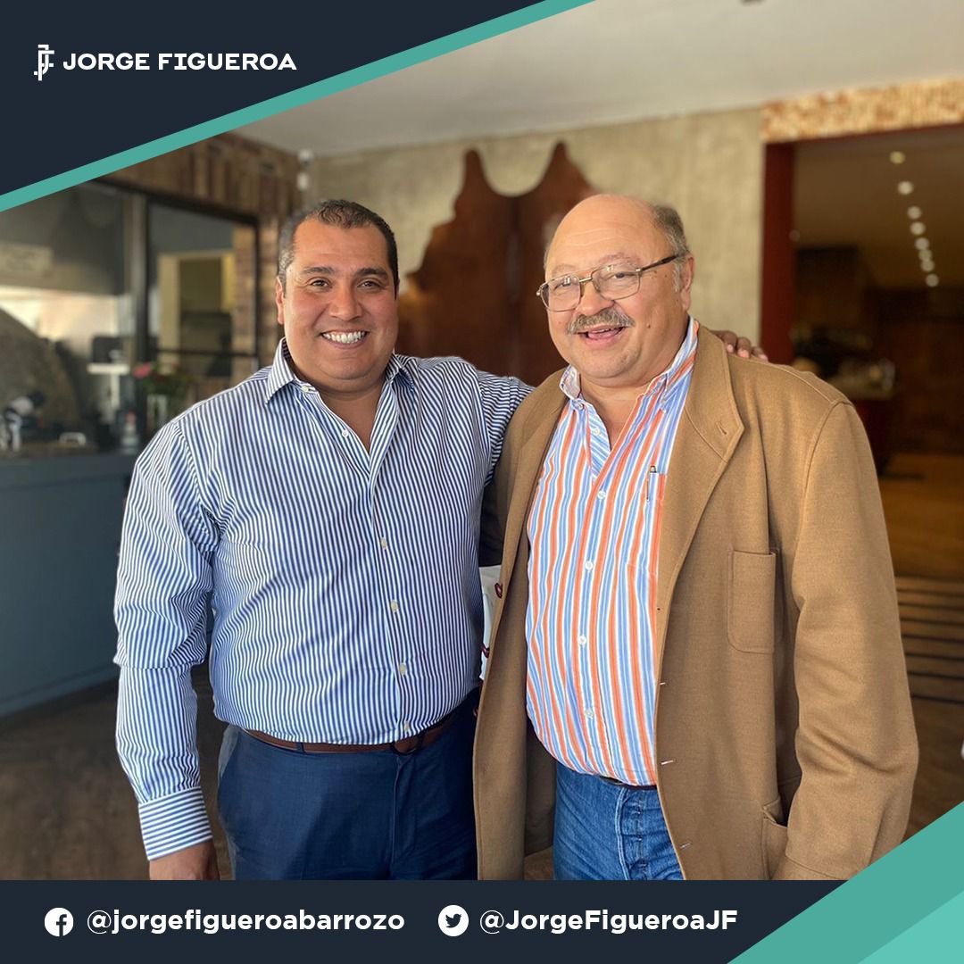 JorgeFigueroaJF's tweet photo. Hoy me reuní con el Dr. Mungaray para hablar de temas relevantes entre #SEDETI y los industriales, es alguien a quien respeto mucho por su trayectoria. https://t.co/vzcXg3zpzx