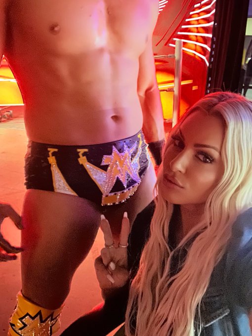 I can confirm they&rsquo;re massive 🤪🤪 @mikethemiz https://t.co/6Q52G5rIRI<a class="tags" target="_blank" title="On Twitter" href="/?out=eyJ0eXAiOiJKV1QiLCJhbGciOiJIUzUxMiJ9.eyJpYXQiOjE3MTk4MjMyNTgsImlzcyI6InR3cG9ybnN0YXJzLmNvbSIsIm5iZiI6MTcxOTgyMzI1OCwiZXhwIjoxNzUxMzU5MjU4LCJyZWRpcmVjdF91cmwiOiJodHRwczovL3R3aXR0ZXIuY29tL21pa2V0aGVtaXoifQ.jmWkQf_NA-LrxH0oUrSUMh3bGJHP2U3c_V_duVm0v3NkUpknU5vXqpgHgSRPpE-WFhCY0z3CuxJC5HKkhCyMdQ">@mikethemiz</a><a href="/tag/wweraw"class="tags"><span>#wweraw</span></a><a href="/tag/itcouple"class="tags"><span>#itcouple</span></a>