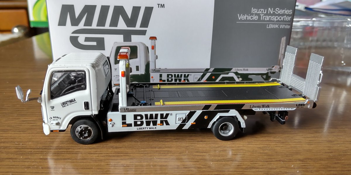 mosandes4661's tweet photo. やっと届いた🤗
なんやかんやでなかなか届かなかった品
LBWK White
Iisuz N-Series Vehicle Transporter
#minegt #libraryworks #微影 #tiny #lbwk https://t.co/5mVBKfjvP8