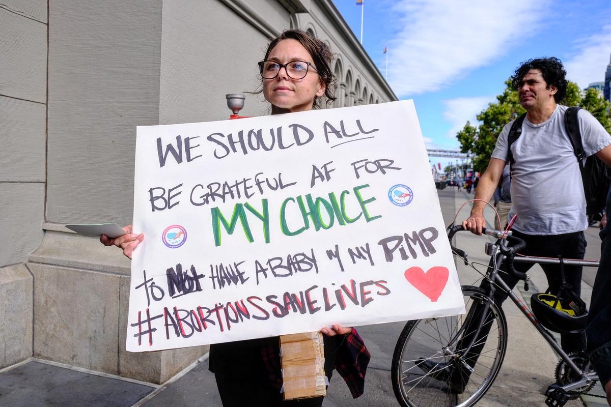 katieg_photog's tweet photo. Fuck your July 4th. Few images from an abortion protest in #SanFrancisco
#reproductiverights #sfprotests #AbortionRightsAreHumanRights #BansOffOurBodies #bayareaprotests #BayArea https://t.co/l8FhGhtx5i