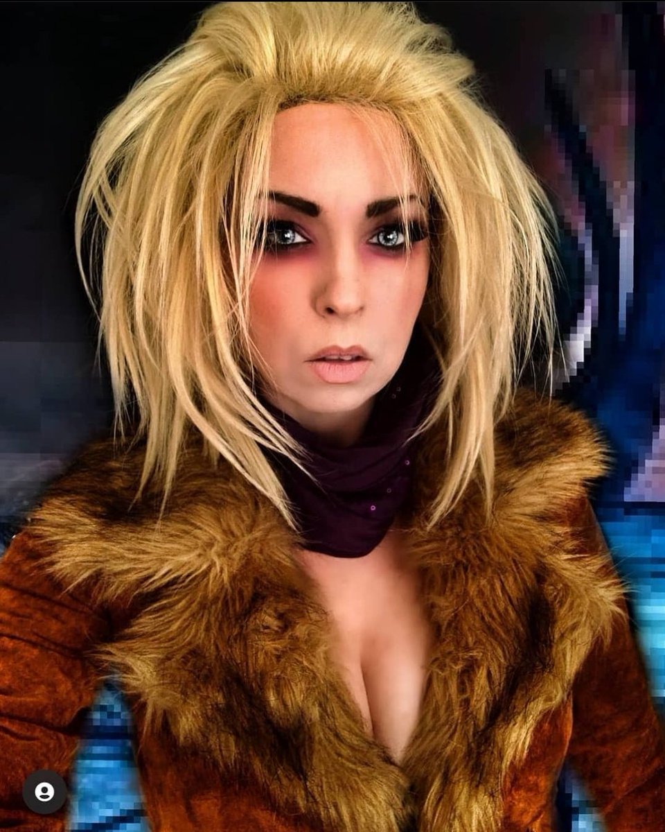 Ravens_Fire_'s tweet photo. Literally all from the floor of my closet. Old old jacket I bought for a disco costume, old purple scarf, short blonde wig that I added a ton of hair spray to, and lots of makeup. Goes to show cosplay doesn't have to break the bank. #ShredsofLight #marasov #Destiny2 https://t.co/ROaQVTZE4z