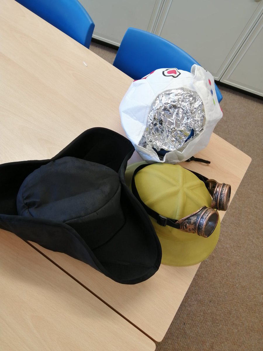 tgphead's tweet photo. Great Scott! It's Explorer Day in Year 2! One small step for children - they only have small feet after all! https://t.co/OWC0SdgG9O
