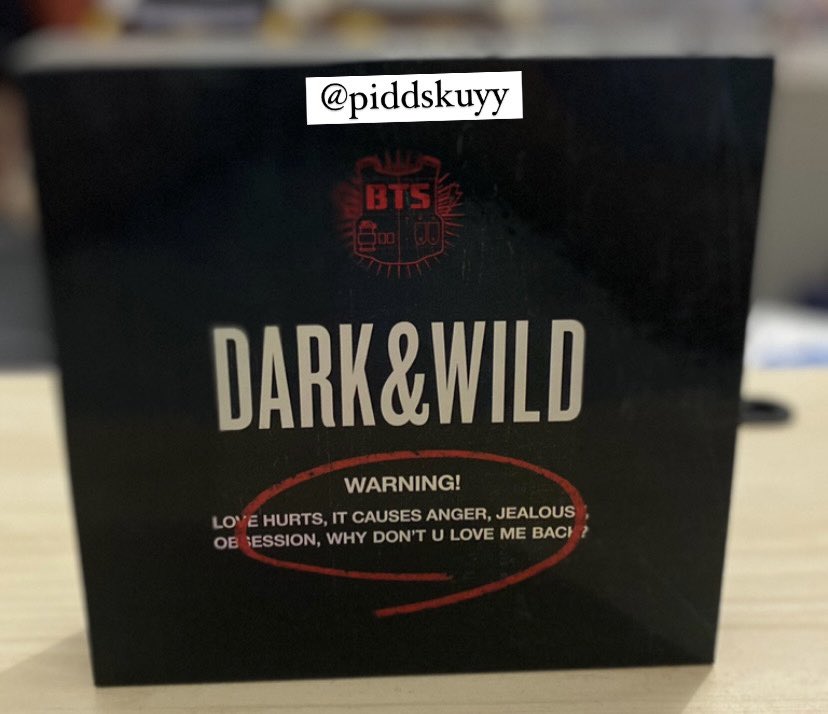 pandaayyyyy's tweet photo. Wts Wts BTS OFFICIAL ALBUM AWAL DEBUT. Ready INA. More info (vidcon,price, dll) DM ME 😆. Ready di Shopee (link in bio) #wts #WTS #Wanttosell #bts #BTS #Album #Albumdebut #DarknWild #Postcardset https://t.co/UkGi8CdGvG