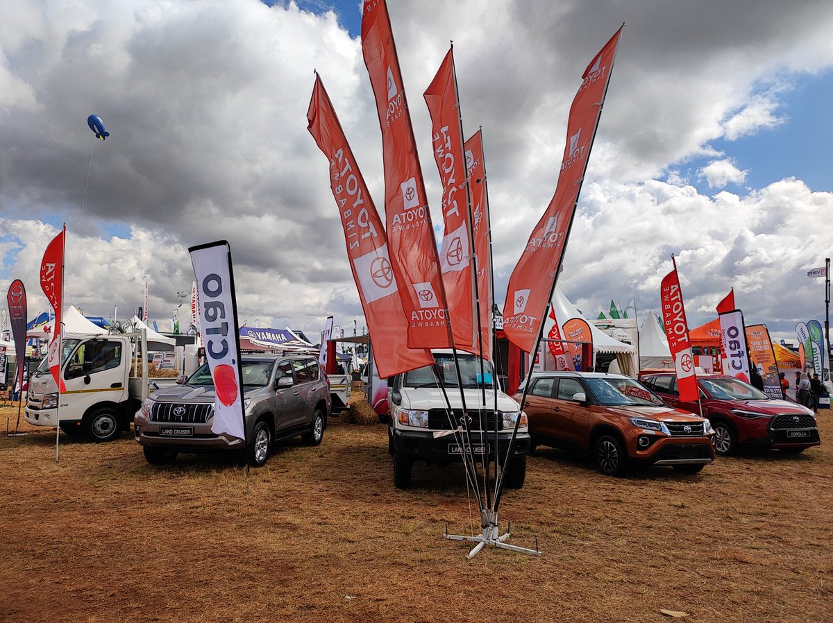 DRIVEtorqueZim's tweet photo. ADMA Agric Show 2022 in a glimpse of Pictures...DRIVEtorque...all about motoring
#zimoco
#premierautoservices
#Toyota
#dunlop
#engen
#tygerwheels https://t.co/wQqnkV9Jby
