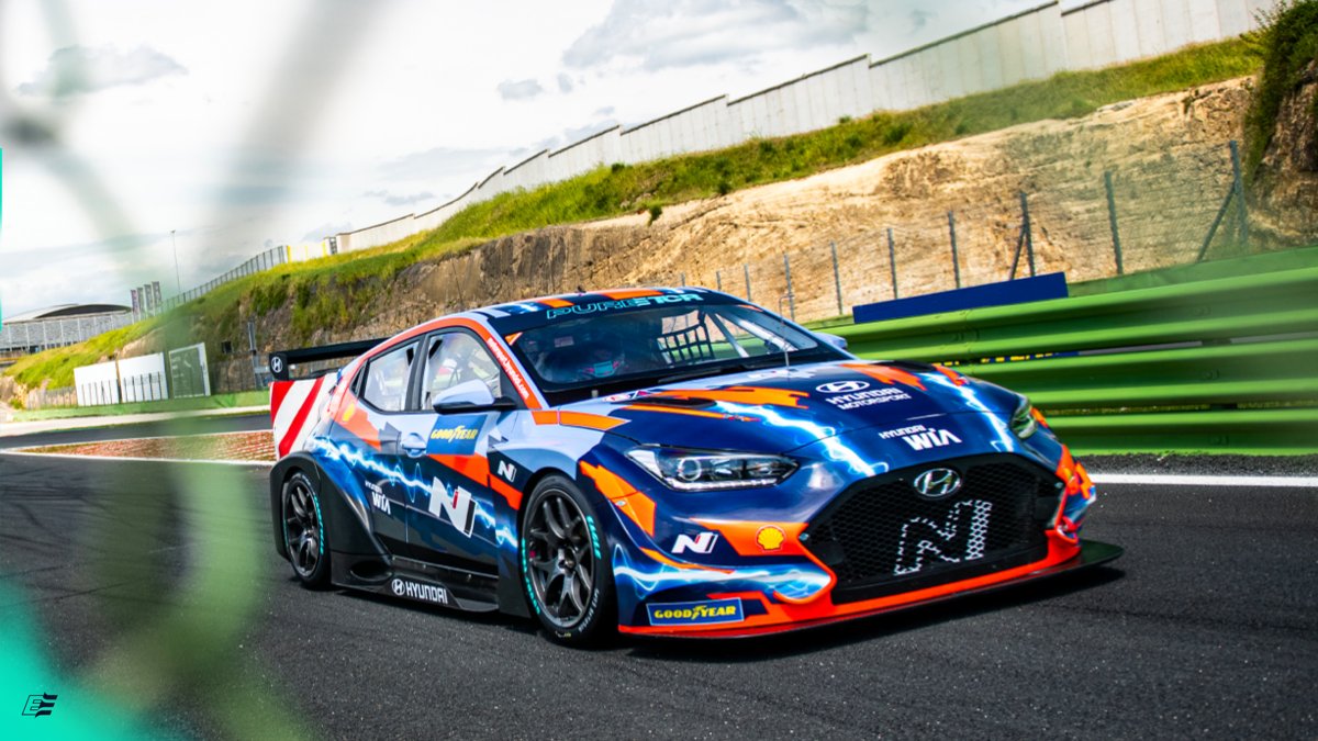eFORMELde's tweet photo. Inje raus! @FIA_ETCR streicht #Hyundai-Heimspiel in Südkorea
https://t.co/pCS9fX4HGz
#ECTR #FIAETCR https://t.co/RWuDwepKdL