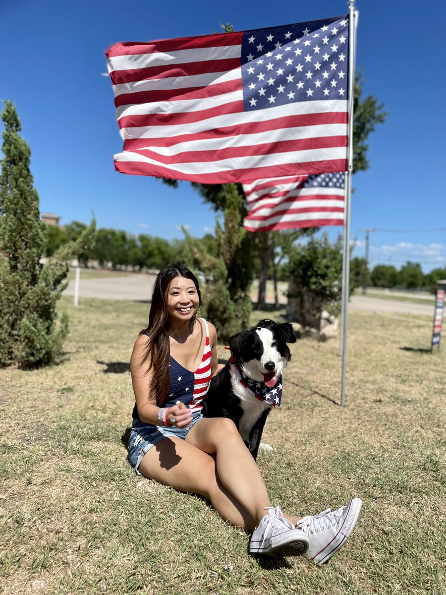 RebeccaEmcee1's tweet photo. Happy 4th 🇺🇸 #happy4thofjuly #happyfourthofjuly #fourthofjuly #4thofjuly #bordercollie #bordercollies #bordercolliedog #independenceday #usa #american https://t.co/35U40ABUvR