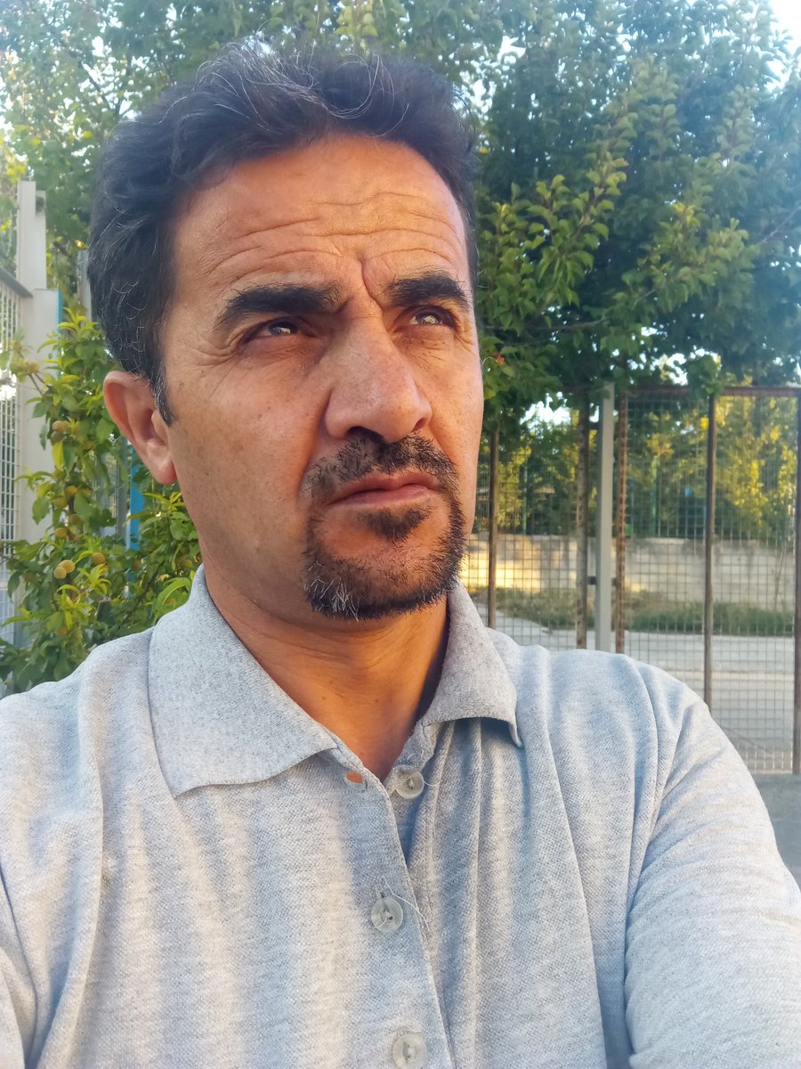 ozcan_paydas's tweet photo. O bakışlar güneşin doğuşuna bakıyor güzel canlara günaydınlar 🎼🎻🎤🌴♥️ https://t.co/nqgX7dEX5t