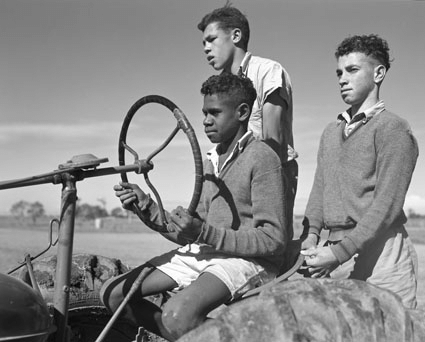 koorimailnews's tweet photo. Casting has just been announced for Warwick Thornton’s new feature film called THE NEW BOY, to shoot in South Australia - October/November 2022.

For more information or applications please email azarkesh@iprimus.com.au and micaeleygibson@hotmail.com https://t.co/LYWxRPr4oh