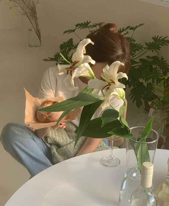 etherealdior's tweet photo. just like plants, you, too, need sunlight and warmth to grow https://t.co/mf4FMWZC9P