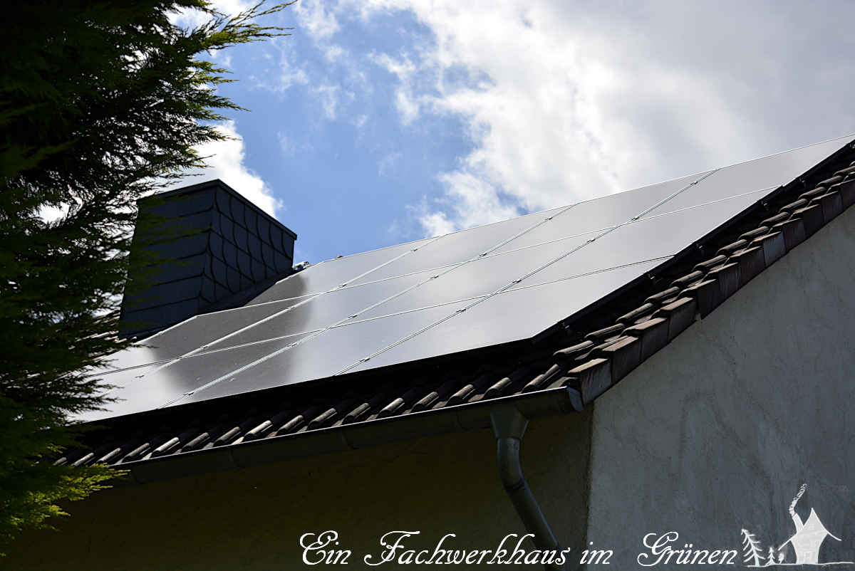 Wir tun was für die #Energiewende, dürfen die #Solaranlage aber nicht benutzen.
gartenwonne.com/2022/07/photov…
#Energiekrise