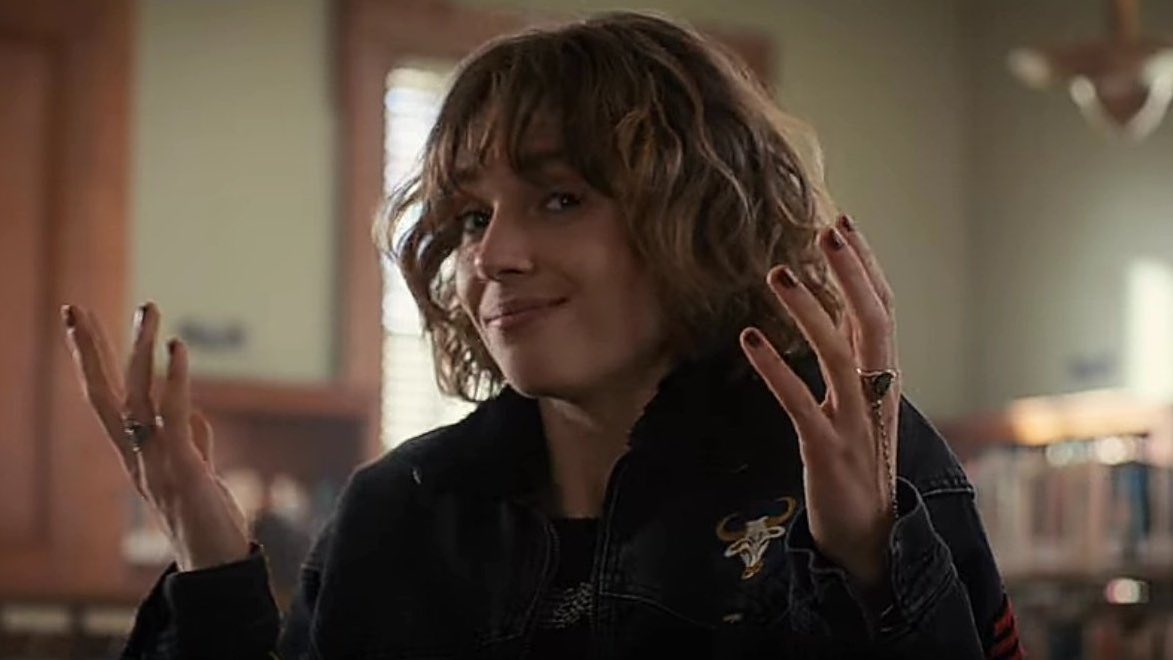 FCRTYSCTRL's tweet photo. maya hawke in the horror genre you are so loved. https://t.co/Atb2JnSVkb