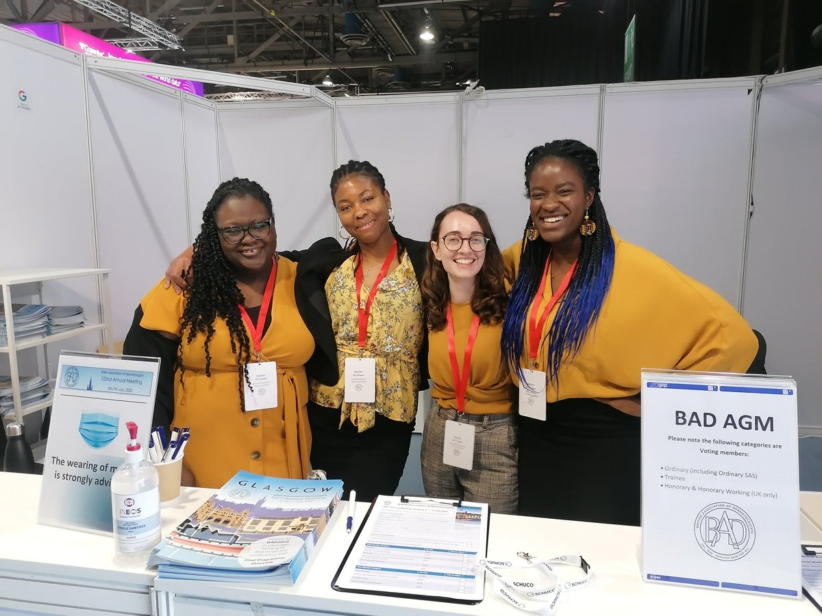 On site registration team in mustard for Monday on day 1 @HealthySkin4All #BAD2022