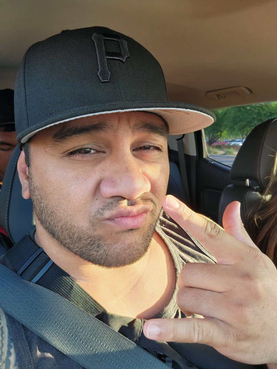 StarrSua's tweet photo. Happy 4th everyone #selfie #scruffyface #Pittsburgh https://t.co/cnXE37x8zy