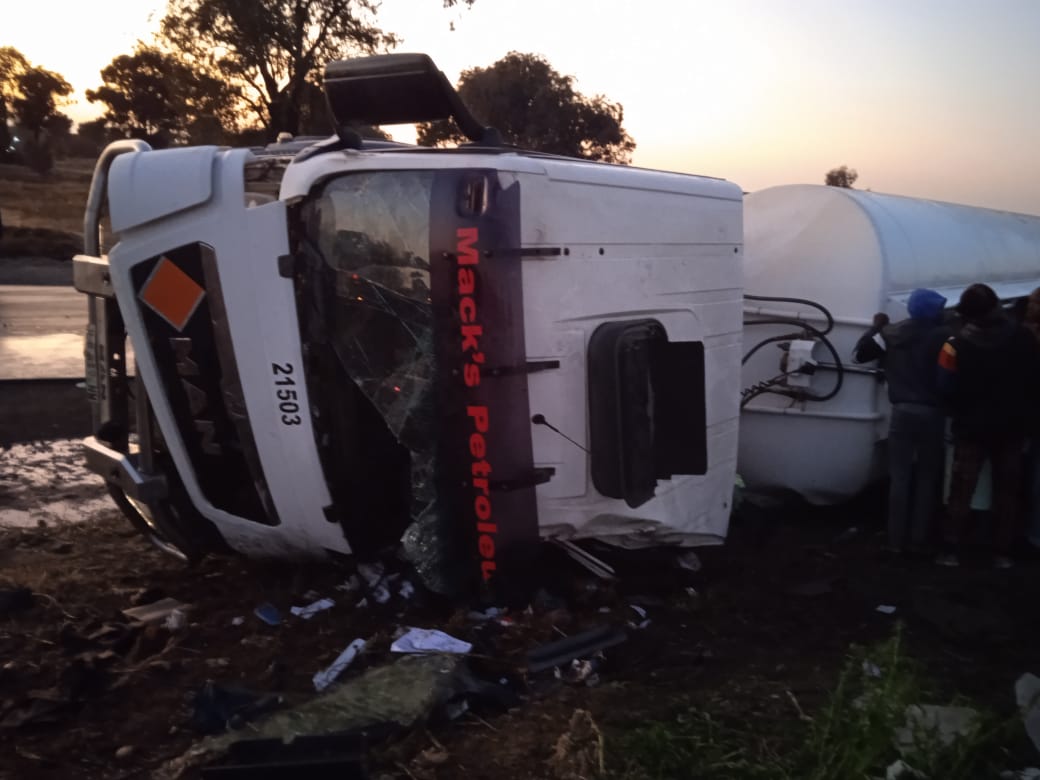 Fuel truck overturned at Road R76 in Kroonstad. 

People are helping themselves with fuel