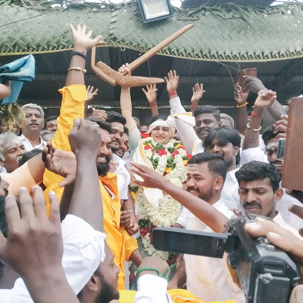 SunitaDuggal7's tweet photo. Unforgettable moments https://t.co/4zJ31Etq4Q