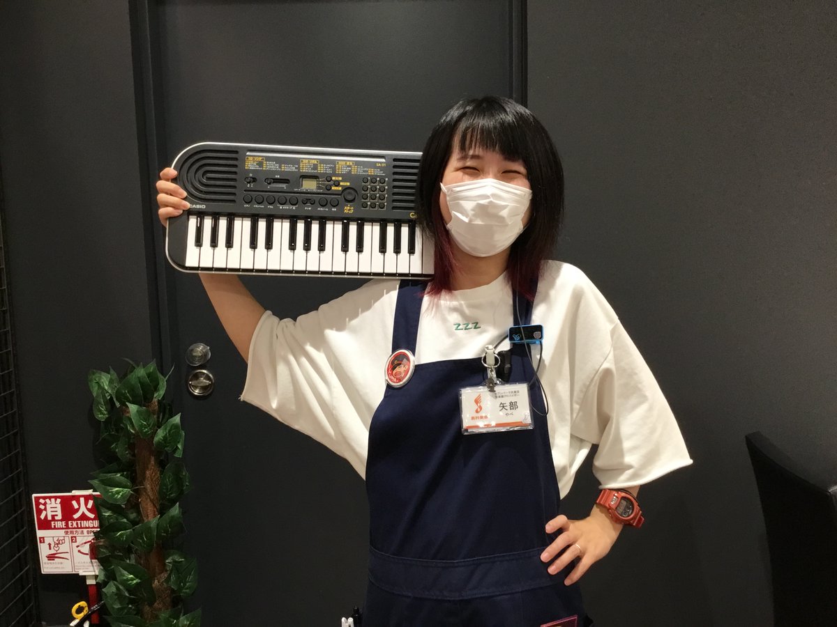shima_amami's tweet photo. 【新商品入荷‼️】
#CASIO #SA51 #キーボード
100種類の音色搭載!多機能でコンパクト!
チューニング機能もありヘルツを変えられるので、吹奏楽部での練習でも大活躍間違いなしです🎶 https://t.co/0ktVZtvJhZ