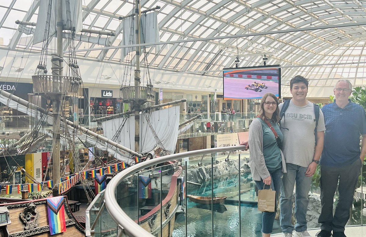 sendedmonton's tweet photo. “The harvest is plentiful, but the workers are few. Ask the Lord of the harvest, therefore, to send out workers into his harvest field.” (Luke 10:2). Super excited to have Peyton and Taylor check out Campus ministry opportunities in Edmonton https://t.co/D9KmWrugdE