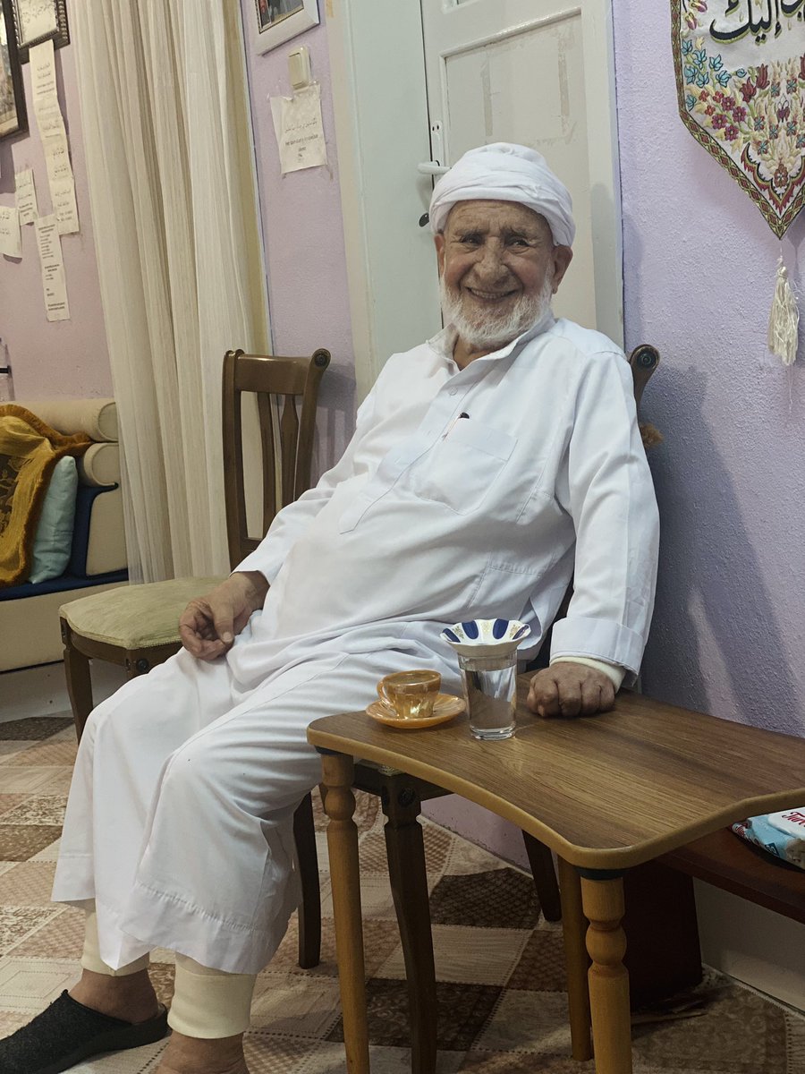 seyhubeydullah's tweet photo. “İnsanlar için en güzel hediye, hiçbir masrafa ihtiyaç göstermeyen tatlı bir gülümseyiştir.” (Hz.Süleyman)

#medrese #alim #tasavvuf #ilim https://t.co/5E3WTrntWK