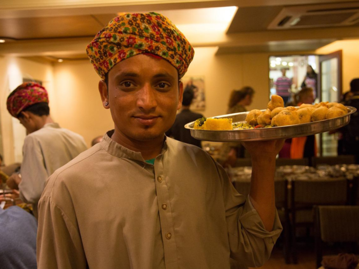 BiIndia's tweet photo. Remember to tip your waiter, there is no more #ServiceCharge on your bill

https://t.co/oIiAGTHOt3

By @Krittiiii https://t.co/XS6DypLvTJ